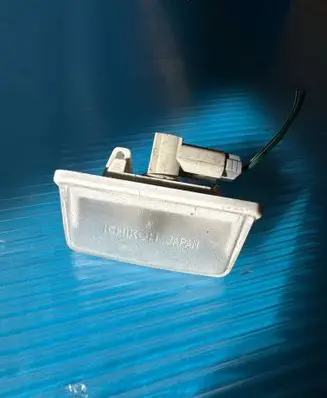 Toyota Corolla E120 E130 Number plate light