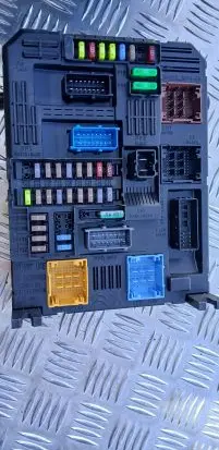 Peugeot 5008 Comfort/convenience module 9832881380 20201209 342042664