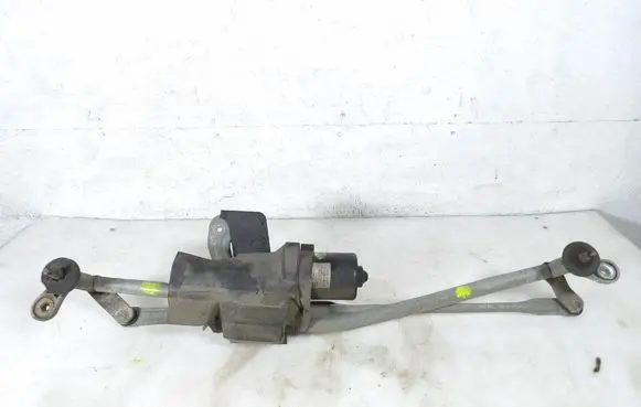 Front wiper linkage and motor