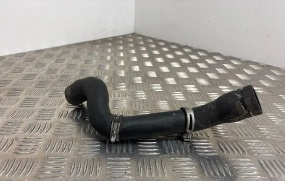 Peugeot 3008 I Engine coolant pipe/hose 9681777880