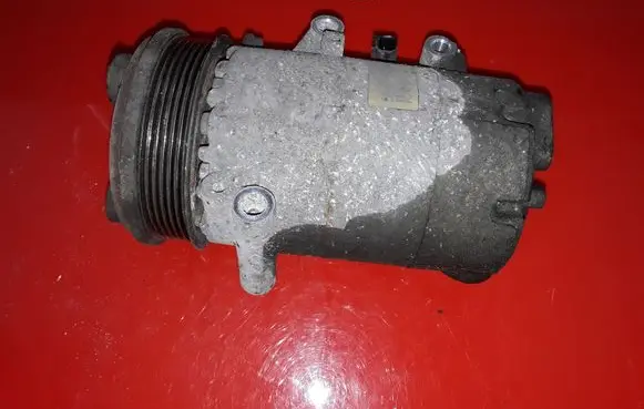 Ford Focus Air conditioning (A/C) compressor (pump) 3M5H19D629DF