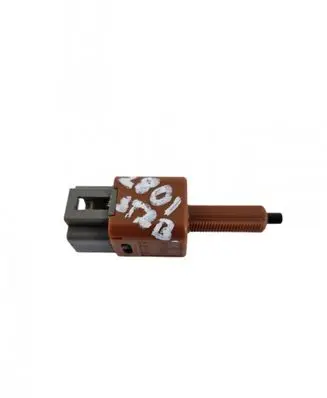Renault Kadjar Brake pedal sensor switch