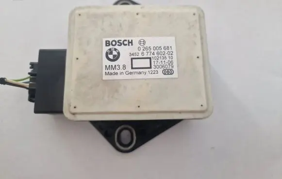 BMW 5 E60 E61 ESP acceleration yaw rate sensor 0265005681