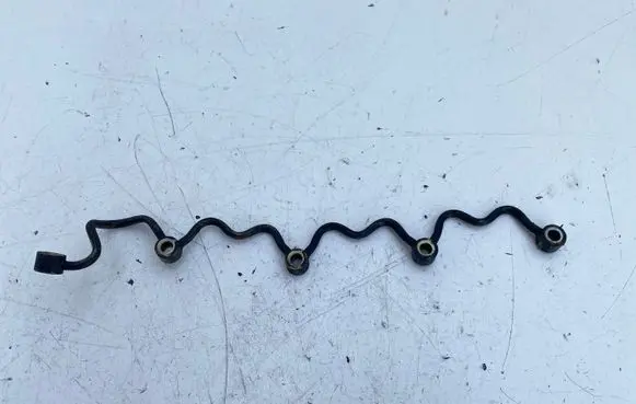 Toyota Avensis T250 Fuel return line/hose 