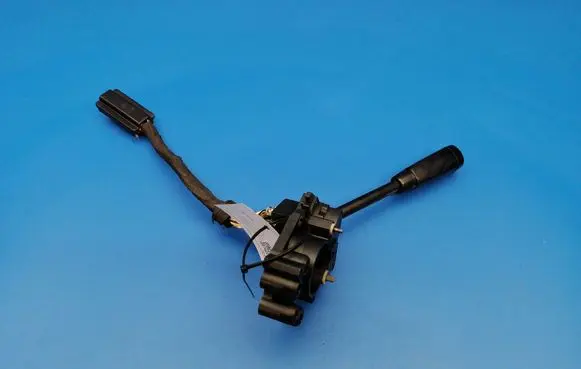 Mercedes-Benz S W126 Indicator stalk SAEQ7999109