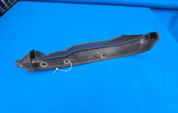 BMW X2 U10 Engine compartment rubber 5A32A61