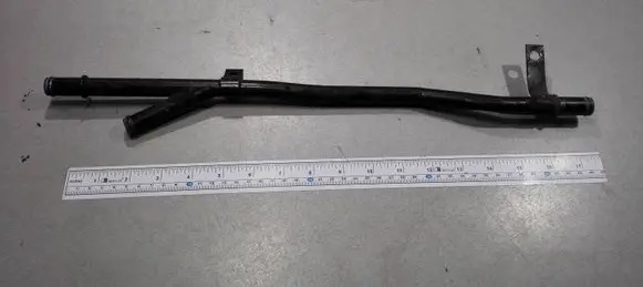 Audi A6 S6 C5 4B Engine coolant pipe/hose