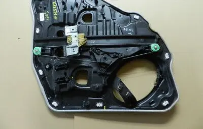 Jeep Renegade Rear window lifting mechanism without motor 71777160