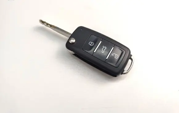 Volkswagen Golf V Ignition key/card RGC10221
