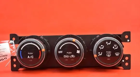 Suzuki Liana Climate control unit 39510-59J10