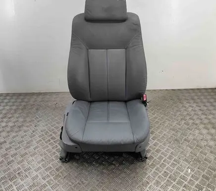 BMW 7 E38 Front passenger seat 8191911 521083501529