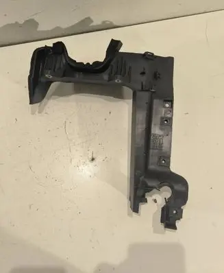 Volvo XC60 Other engine bay part 6G9N10724FC 31298096