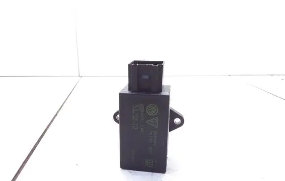 Volkswagen Touareg I Seat heating relay 7L0959772