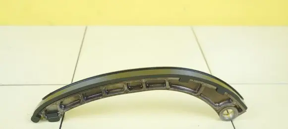 Suzuki Grand Vitara II Slide rail for timing chain M16A