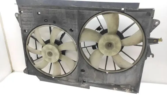 Toyota RAV 4 (XA30) Fan set 4227501372