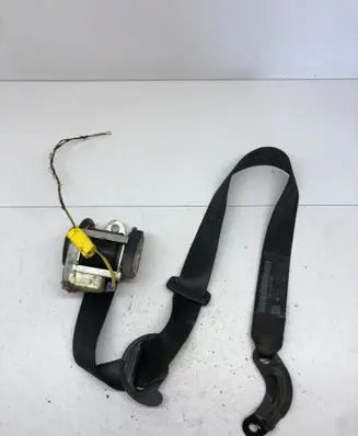 Volkswagen Golf Plus Front seatbelt 5M1857705