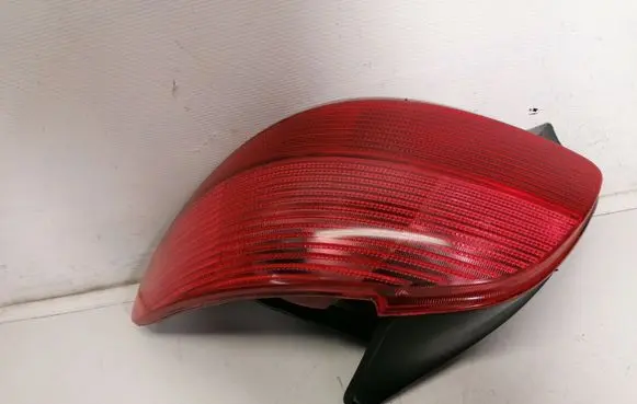 Peugeot 206 Rear/tail lights