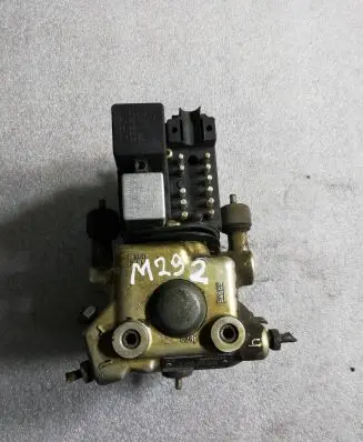 Mercedes-Benz E W210 ABS Pump 0265200026 14105613