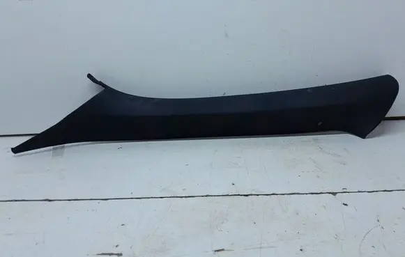 Volvo V40 (A) pillar trim 31102345