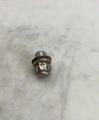 Jaguar X-Type Spare wheel bolt 