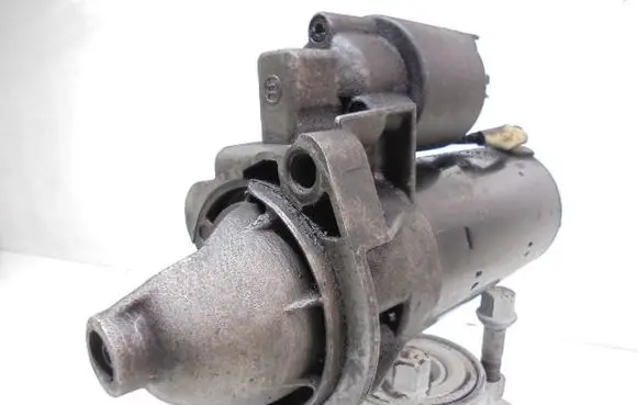 Audi A4 S4 B5 8D Starter motor 068911024G