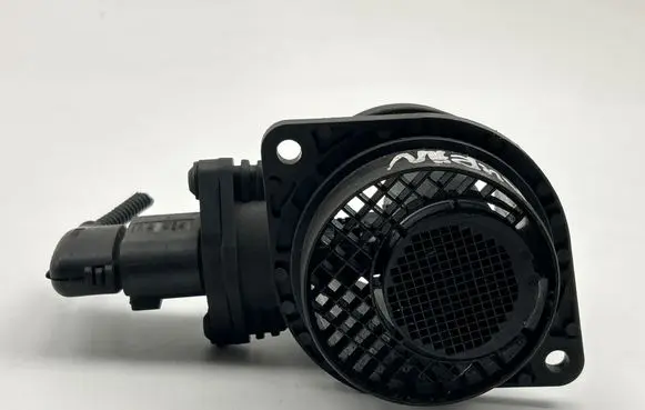 Volkswagen Touran I Mass air flow meter 0281002531 038906461B