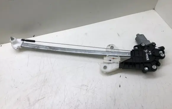 Honda CR-V Rear door window regulator with motor