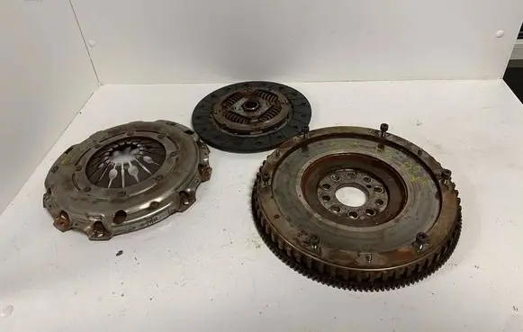 Volvo V70 Clutch set kit 702349 703795 C0703080
