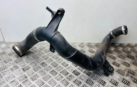 Skoda Superb B8 (3V) Intercooler hose/pipe 5Q0145840