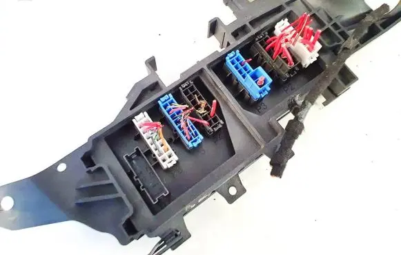 Mercedes-Benz GL X164 Fuse box set