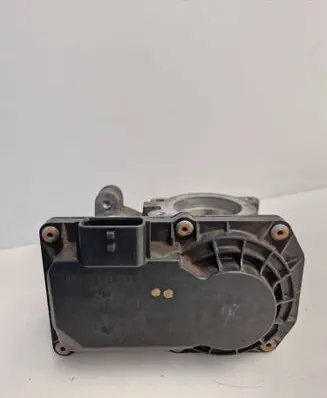 Renault Captur Throttle valve H8201171233 161206038R 158012008