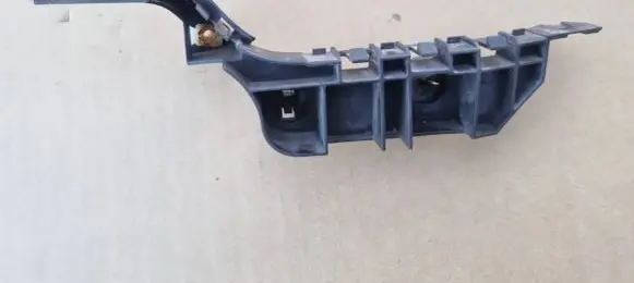 Honda Pilot II Front bumper mounting bracket NF0Y1J