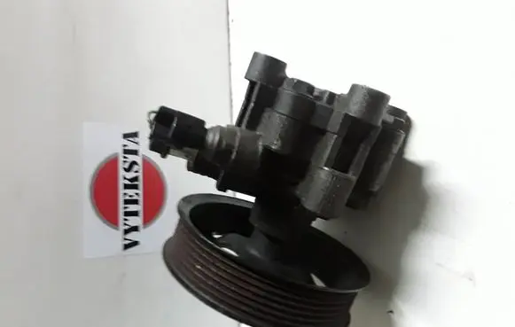 Toyota Avensis Verso Power steering pump