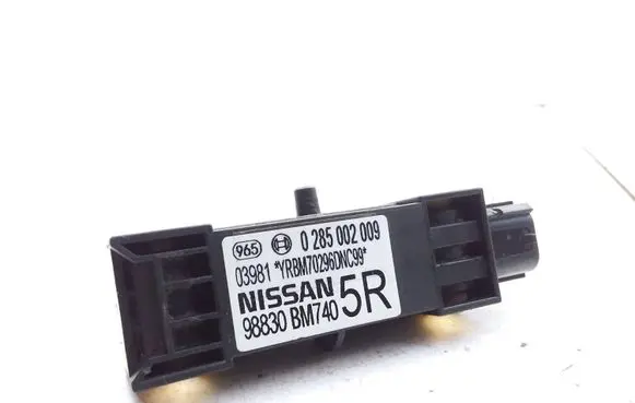 Nissan Almera N16 Airbag deployment crash/impact sensor 0285002009 98830BM740