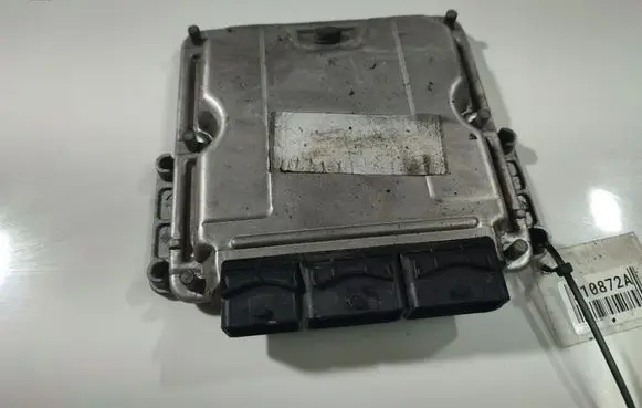 Renault Scenic I Engine control unit/module 0281010819