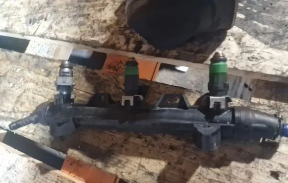 Fuel injectors set