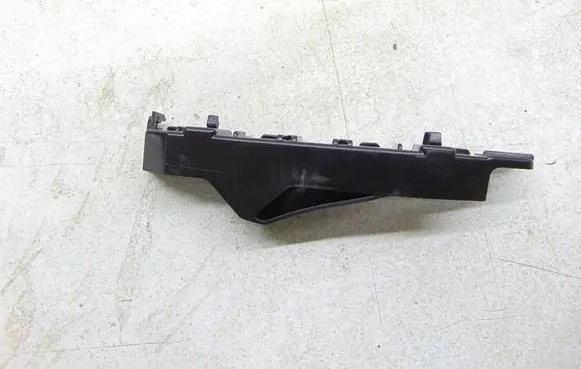 Volkswagen Multivan T6 Front bumper mounting bracket 7E0807184B