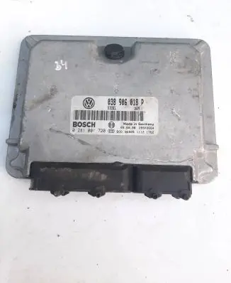 Volkswagen Golf IV Engine control unit/module 038906018P 0281001720