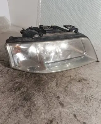 Audi A6 S6 C5 4B Headlight/headlamp 081411102R 084461113H