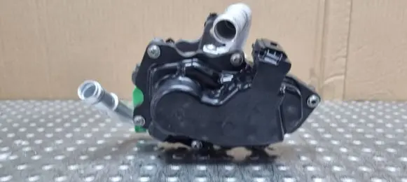 Audi A3 S3 8V Throttle body valve 04L131501N