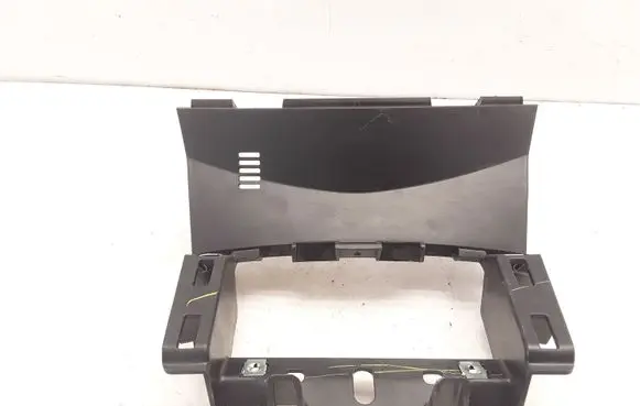Nissan Qashqai Other center console (tunnel) element 681044EH0A