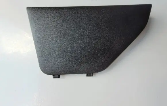 Trunk/boot lower side trim panel