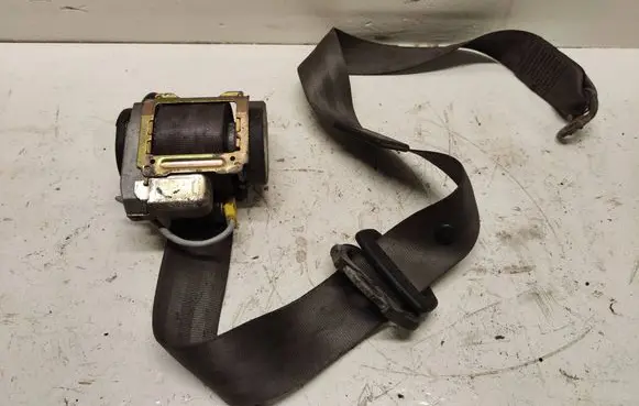 Audi A6 S6 C5 4B Front seatbelt 600702002A 4B0857705A 03122001