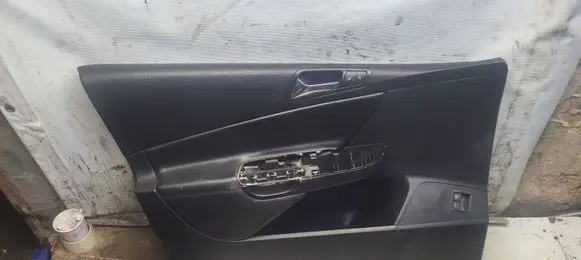 Volkswagen PASSAT B6 Front door card panel trim 3C1867011