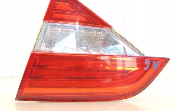 Skoda Superb B6 (3T) Tailgate rear/tail lights 3T5945094B