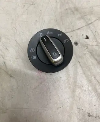 Volkswagen PASSAT B6 Light switch 3C8941431N 10003937A
