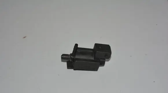 BMW 5 E39 Turbo solenoid valve 1742712
