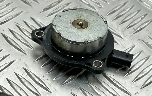 Dodge Charger Camshaft vanos timing valve 05184101AG