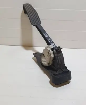 Volvo XC90 Accelerator throttle pedal 6PV00853704 30666656