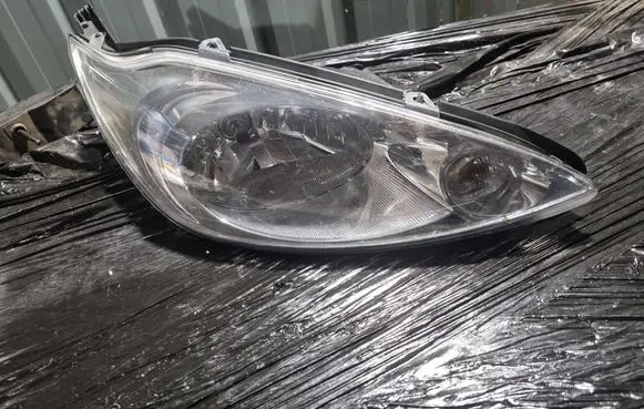 Ford Ka Headlight/headlamp 45940748
